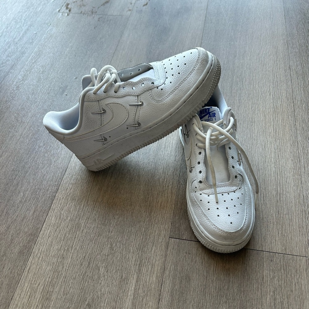 Nike White Air Force 1 Sneakers Classic Design 5Y